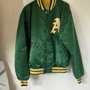 Vintage oakland A’s jacket good condition!